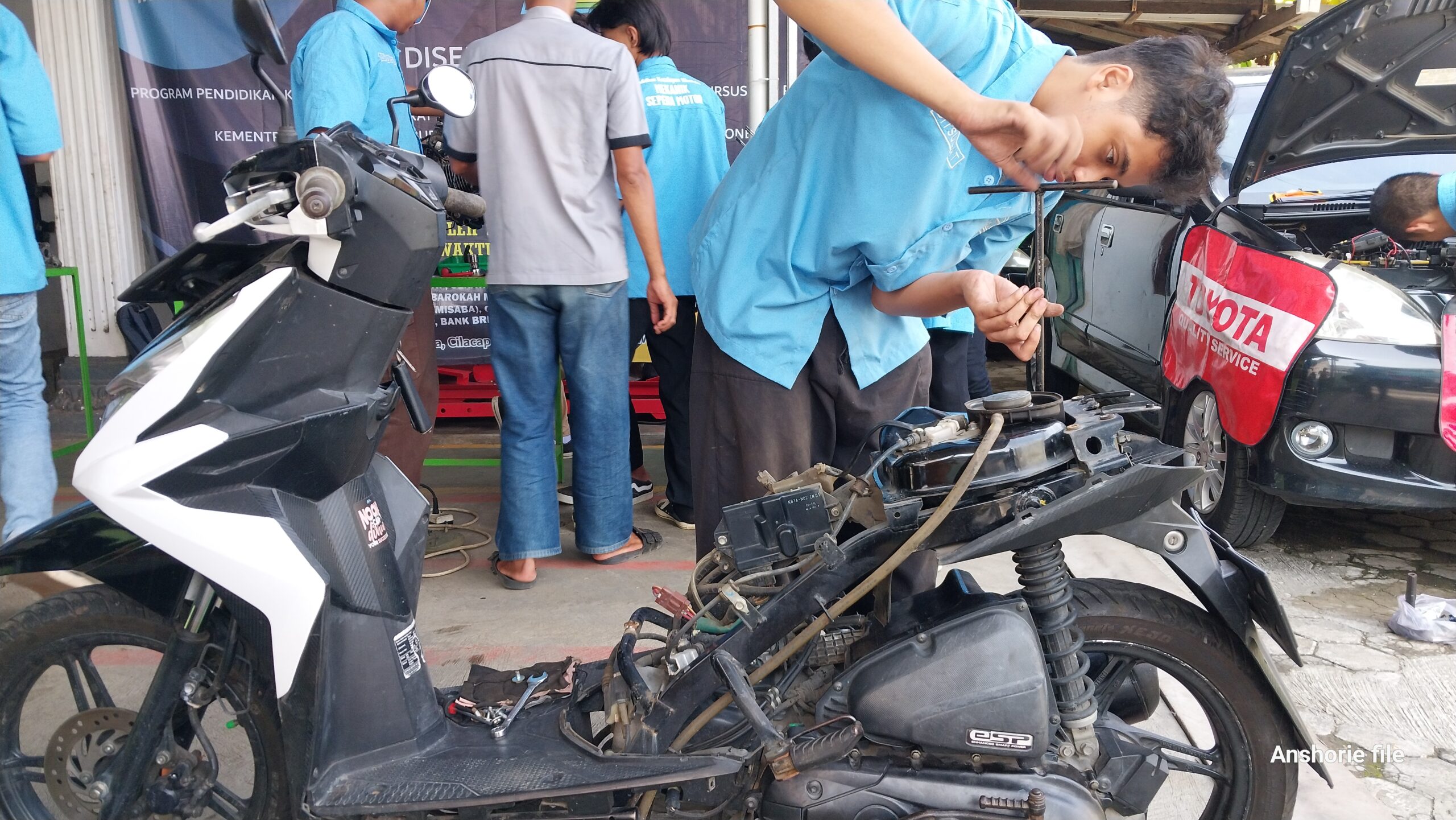 15 Ide Bisnis Berbasis Otomotif yang Menguntungkan